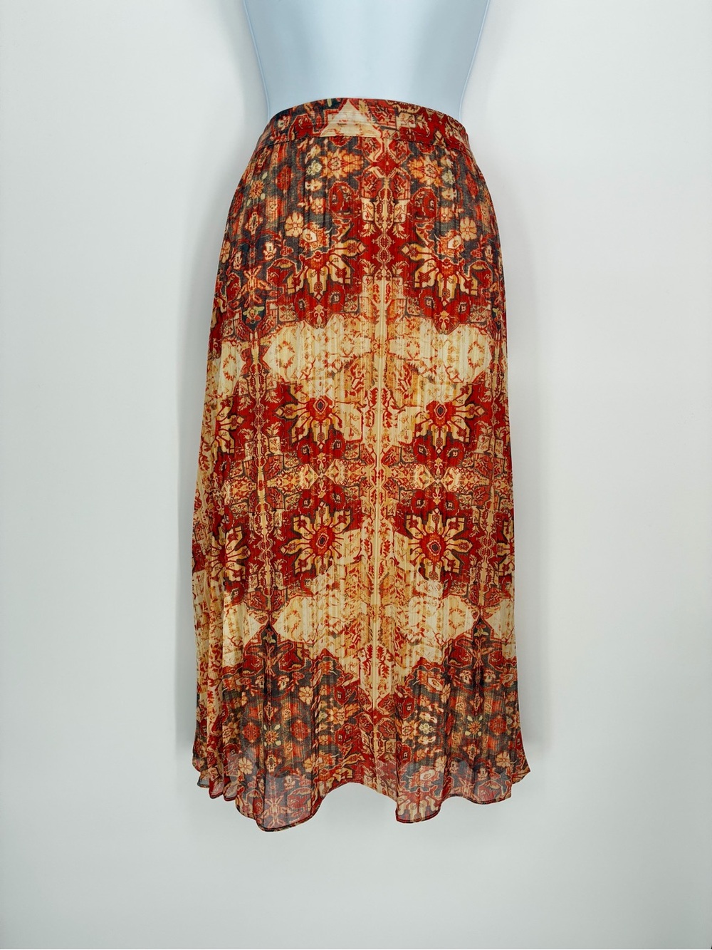 Anthropologie Akemi + Kin Laurel Canyon Red Floral Pleated Midi Skirt Sz S